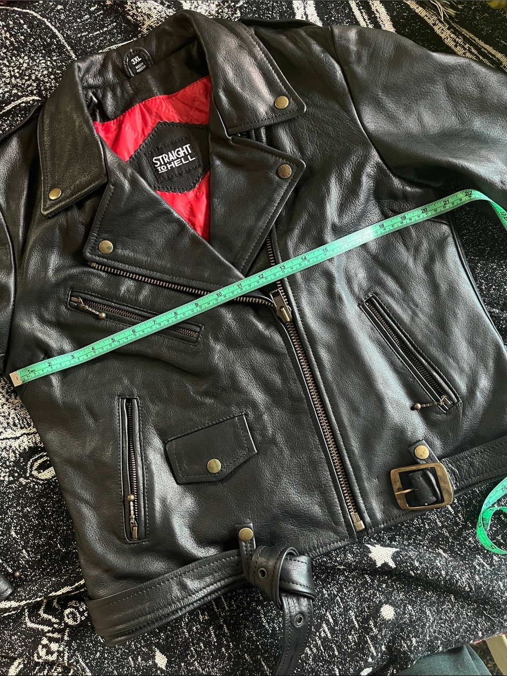 Leather jacket - Picture 9 of 10